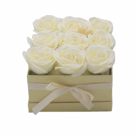 Aranjament  Flori de Săpun în Cutie Cadou - 9 Trandafiri Crem  - Pătrat